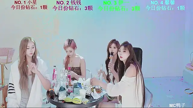 美女ZZ00033S在线直播