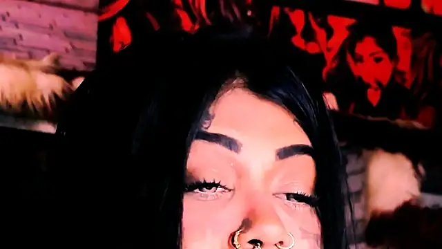 indian_dreamgirl webcam