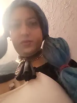 sissytrapdolly24 webcam