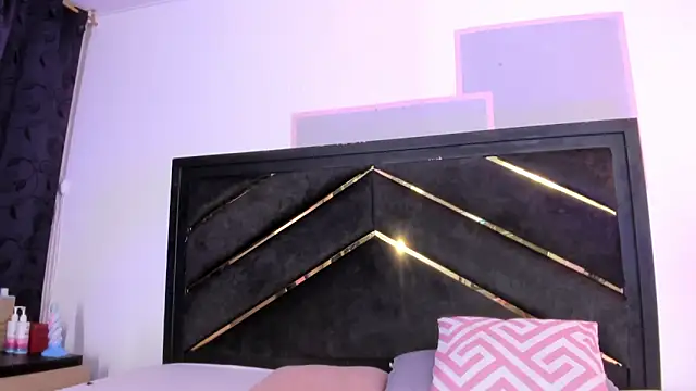 april_jones05 webcam