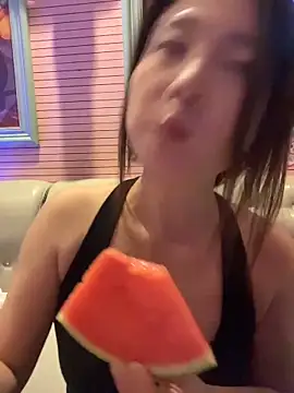 美女Lola666999在线直播