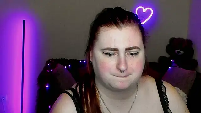 Alicia_love00 webcam