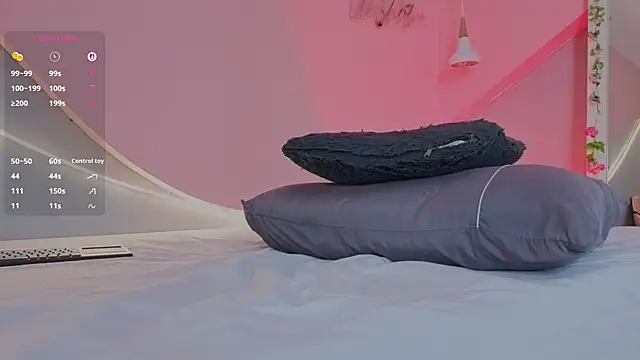 AllisonRoberts_ webcam