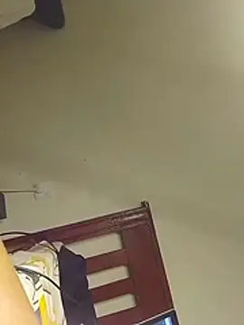 Tightpussyysafy25 webcam