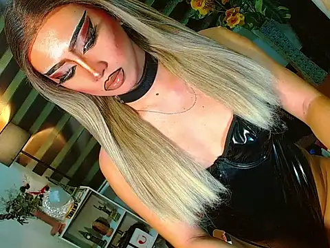 HOLLYWOOD_QUEEN_88 webcam