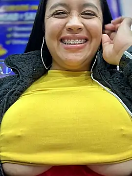 _Mia-Safety_Inspector webcam