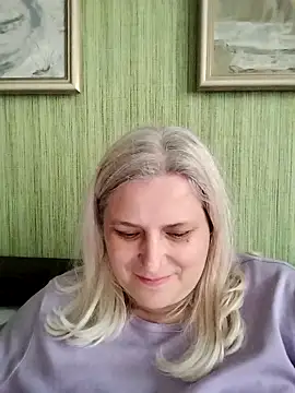 NyushaLollipop webcam