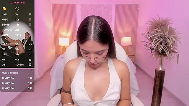 Antonella_Grayy webcam