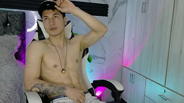 ThiagoFerrero_Hot webcam