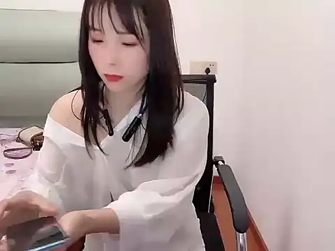 xiaocaomei- webcam