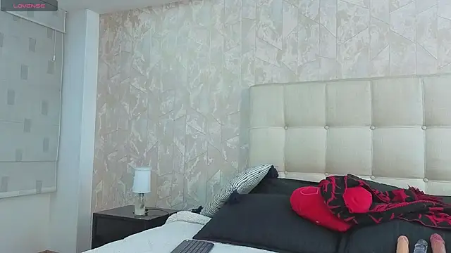 _sharlotte777 webcam