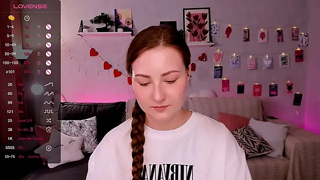 velvet_cherry_ webcam