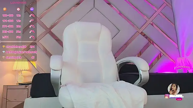 Noa_butterfly_ webcam