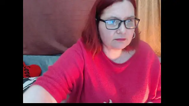 PlayfullMature webcam