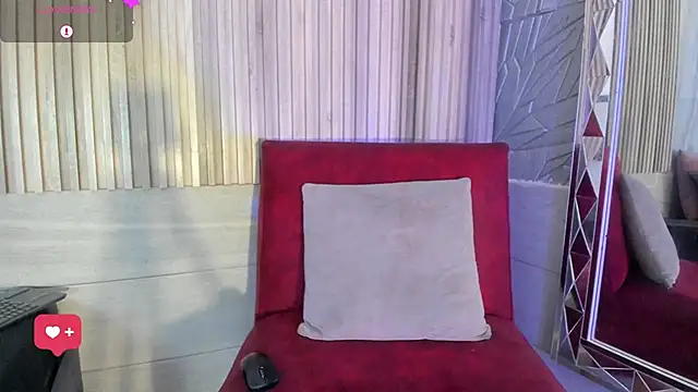 BriannaChelsea webcam