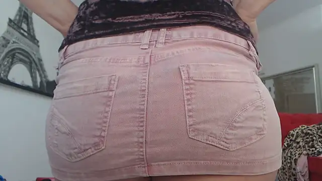 AnnaBellaLuckyXOXO webcam