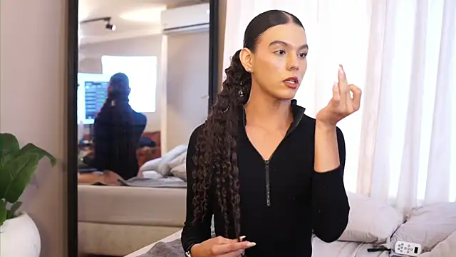 luxa_velvet - Luxa_Velvet's free webcam - UK Sex Cams