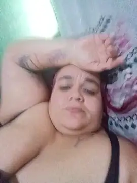 OneLustyBBW webcam