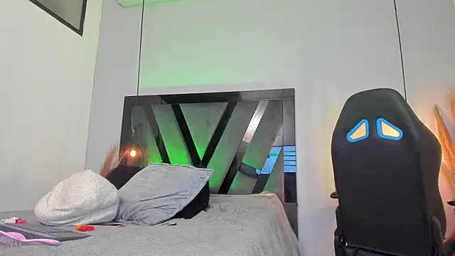 antonella_zapata webcam