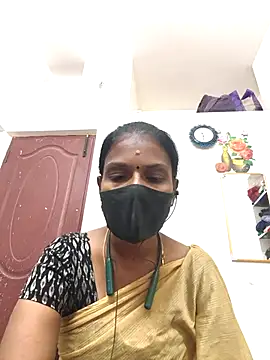Tamil_Yalini12 webcam