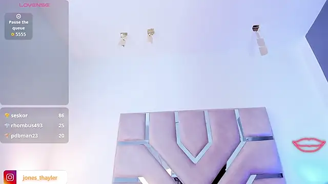 Thayler_jones webcam