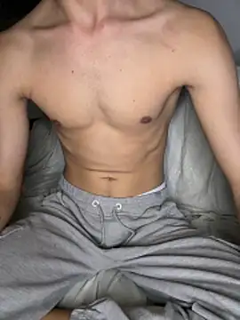 adrianafterdark (M young) - But lovense in my hole