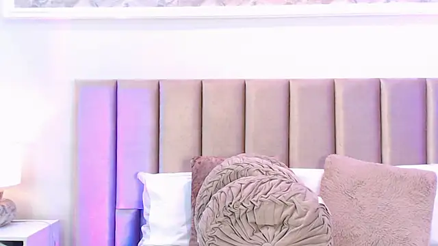 melodycarsson (F teen) - Spank me until my ass is red 🍑