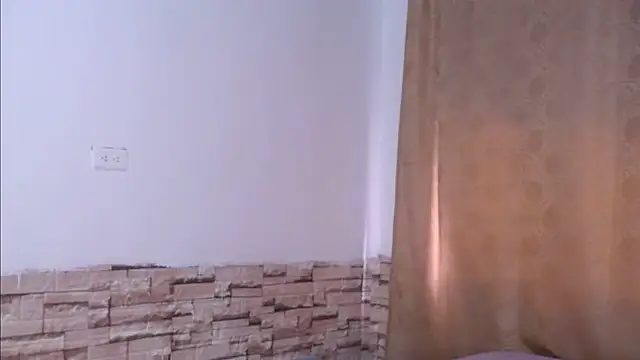 bicky_24 (F young) - 🥵RIDING DILDO🥵