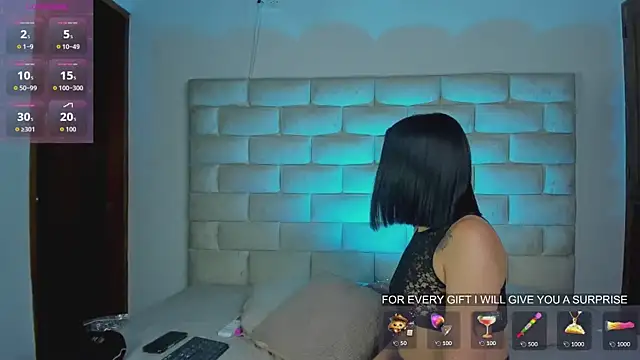 hollygrey_ (F young) - Off skirt