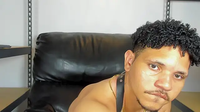 michael_fox06 (M young) - add oil