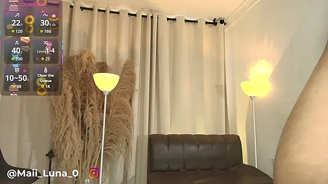 Maii_Luna webcam
