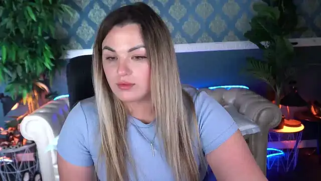 AlissyaGrayy webcam