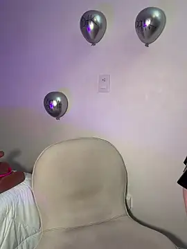 krisstenSantos webcam