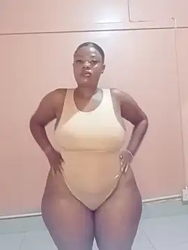 Luciouslips00 webcam