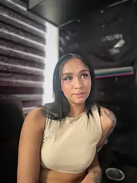 Isabella-Teen webcam