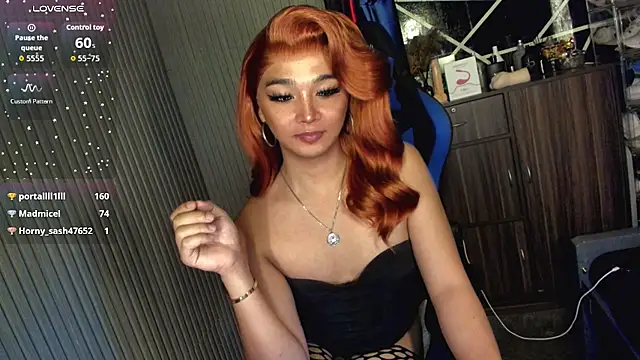 TrinityFucksYou webcam