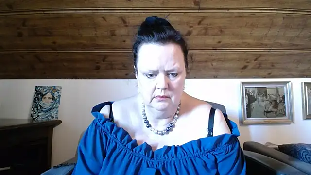 TiffanyMature webcam