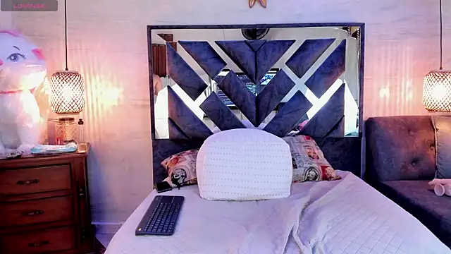 annie_vega17_ webcam