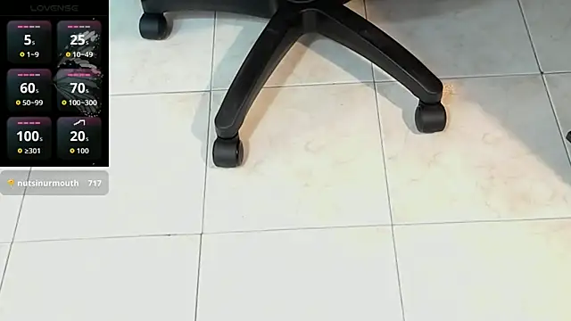 indrakaur_ (F milf) - hello welcomeyou have vibrated my ass💖