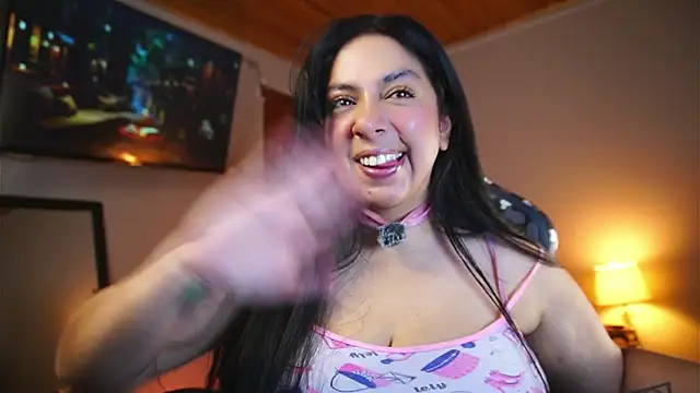 coraline_latin webcam