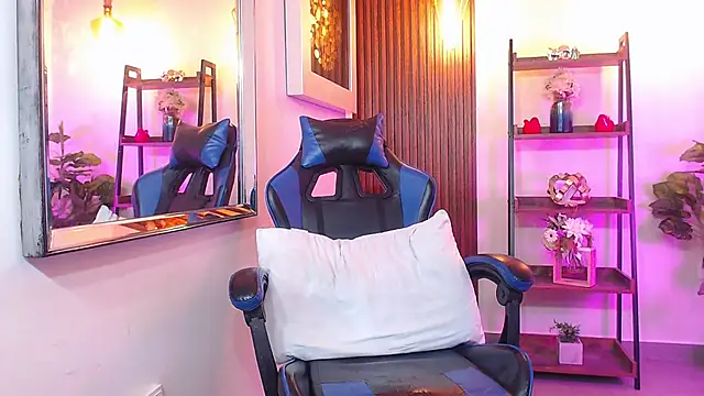 kenya--buhle (F young) - JUMP NAKED 30 TIMES