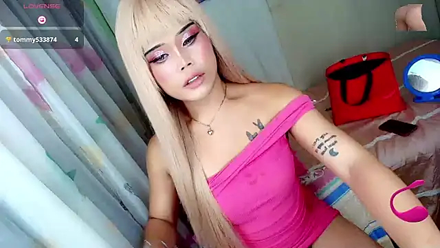 Cassandra_Luxx webcam