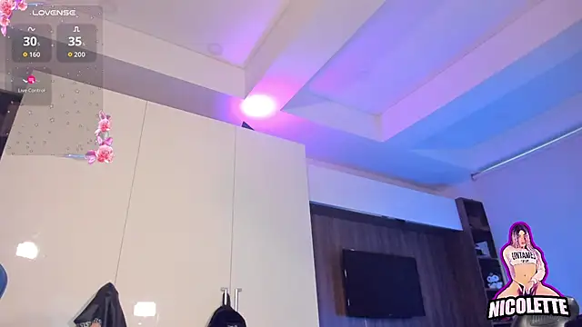 nicolette_tay webcam