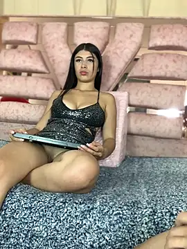 Antonella_And_Thiago webcam