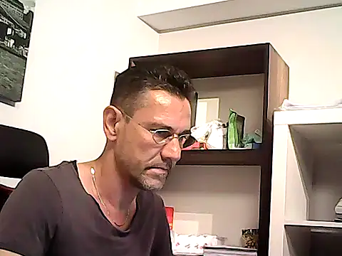 mastercharisma35 webcam