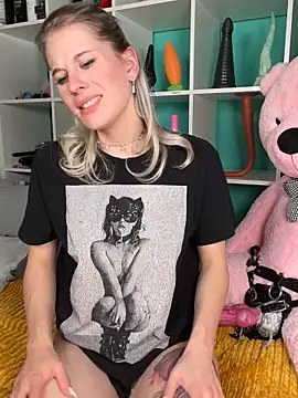 jessyley (F young) - SHOW BOOBS