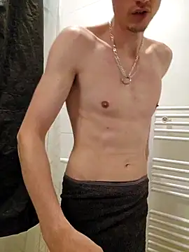 chrisou73 (M young) - Fist fucking