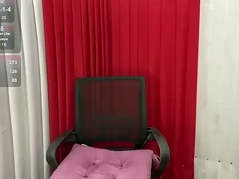 sexylove19 (F young) - using my vibrator to make me cum