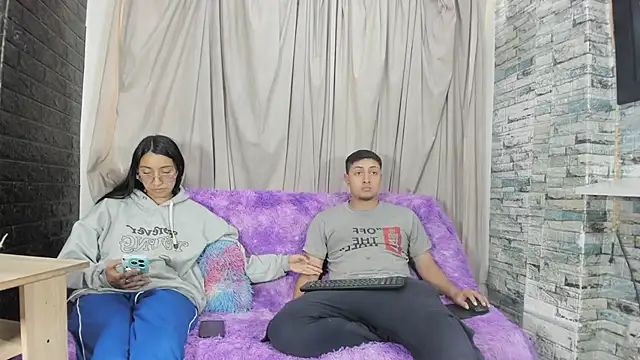 noahandbunny (Ask my age) - Show Pussy  😜