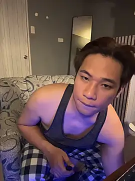 titanryu (M young) - cum in public